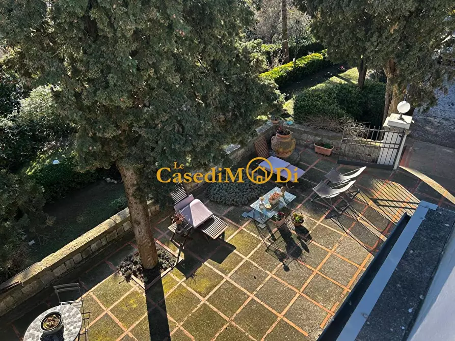 Immagine 2 di Porzione di casa in vendita  a Livorno