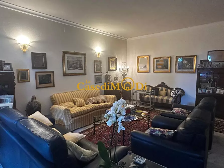 Immagine 45 di Porzione di casa in vendita  a Livorno