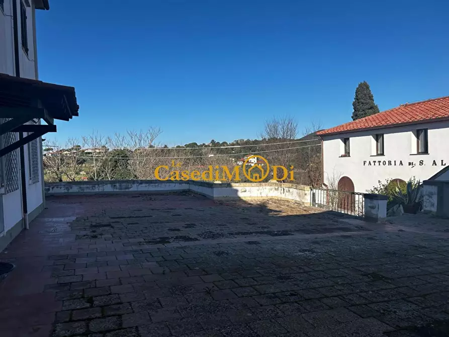 Immagine 6 di Porzione di casa in vendita  a Livorno