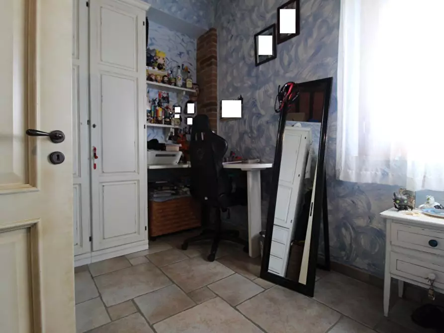 Immagine 9 di Casa indipendente in vendita  a Poggibonsi