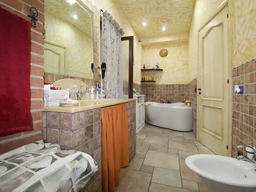 Immagine 20 di Casa indipendente in vendita  a Poggibonsi