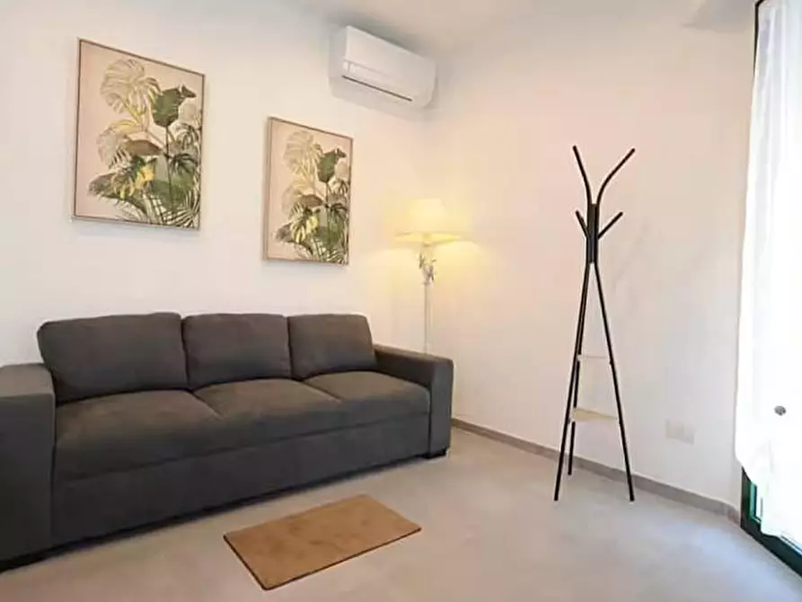 Immagine 6 di Appartamento in affitto  a Pietrasanta