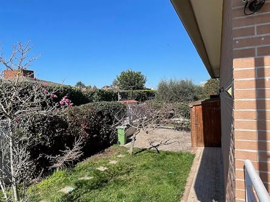 Immagine 22 di Casa bifamiliare in vendita  a Roma