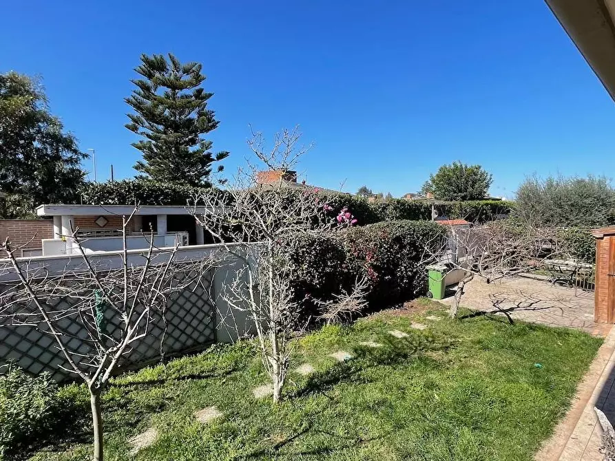 Immagine 20 di Casa bifamiliare in vendita  a Roma