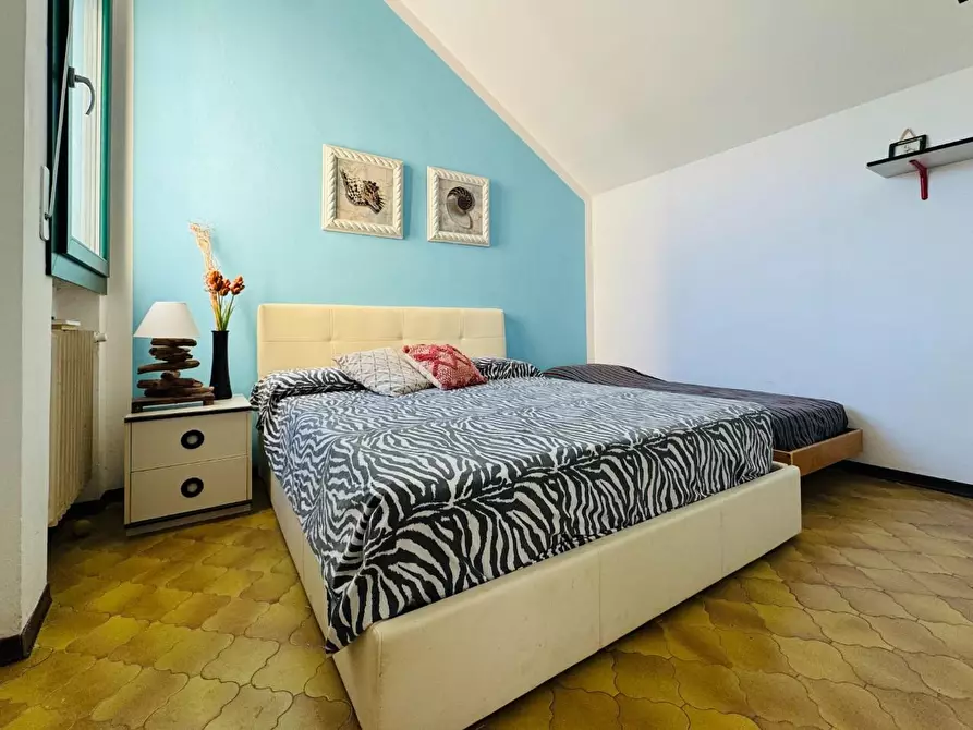 Immagine 42 di Villetta a schiera in vendita  a Viareggio