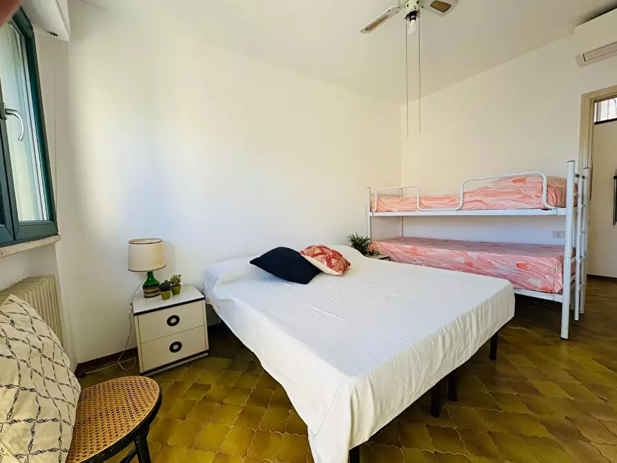 Immagine 16 di Villetta a schiera in vendita  a Viareggio