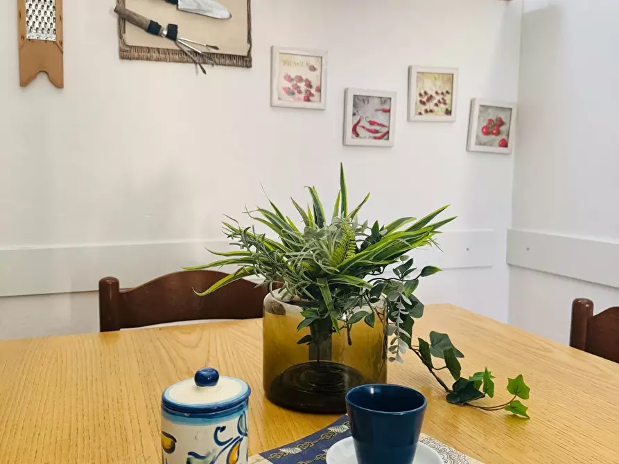 Immagine 38 di Villetta a schiera in vendita  a Viareggio