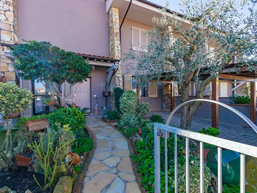 Immagine 37 di Appartamento in vendita  a Calcinaia