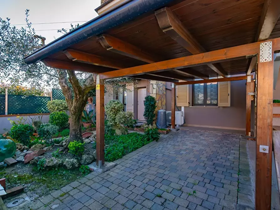 Immagine 38 di Appartamento in vendita  a Calcinaia