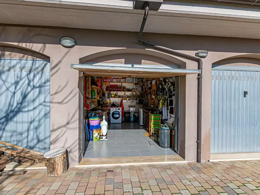 Immagine 30 di Appartamento in vendita  a Calcinaia