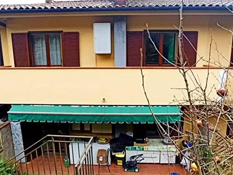 Immagine 3 di Villetta a schiera in vendita  a Pistoia