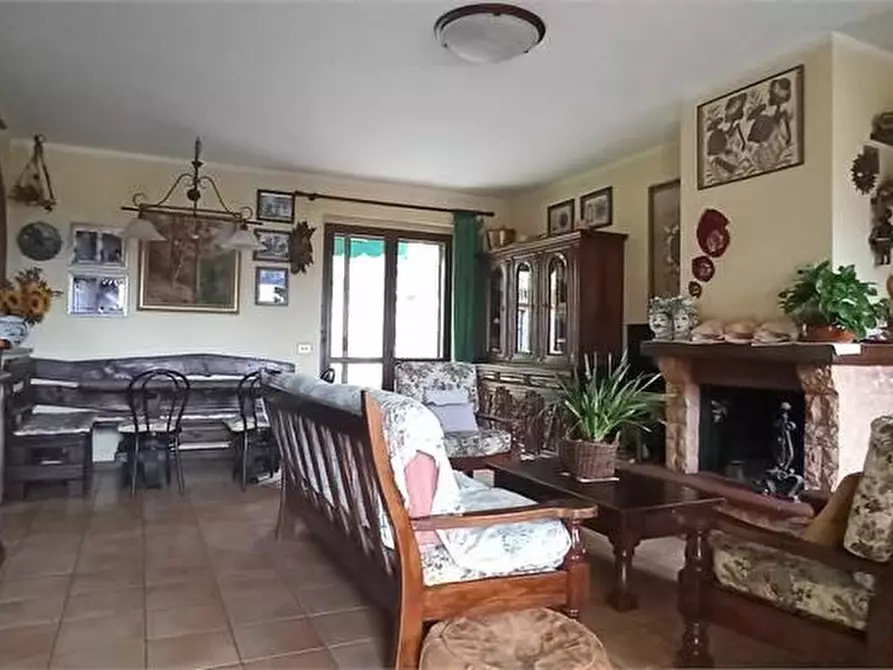 Immagine 11 di Villetta a schiera in vendita  a Pistoia