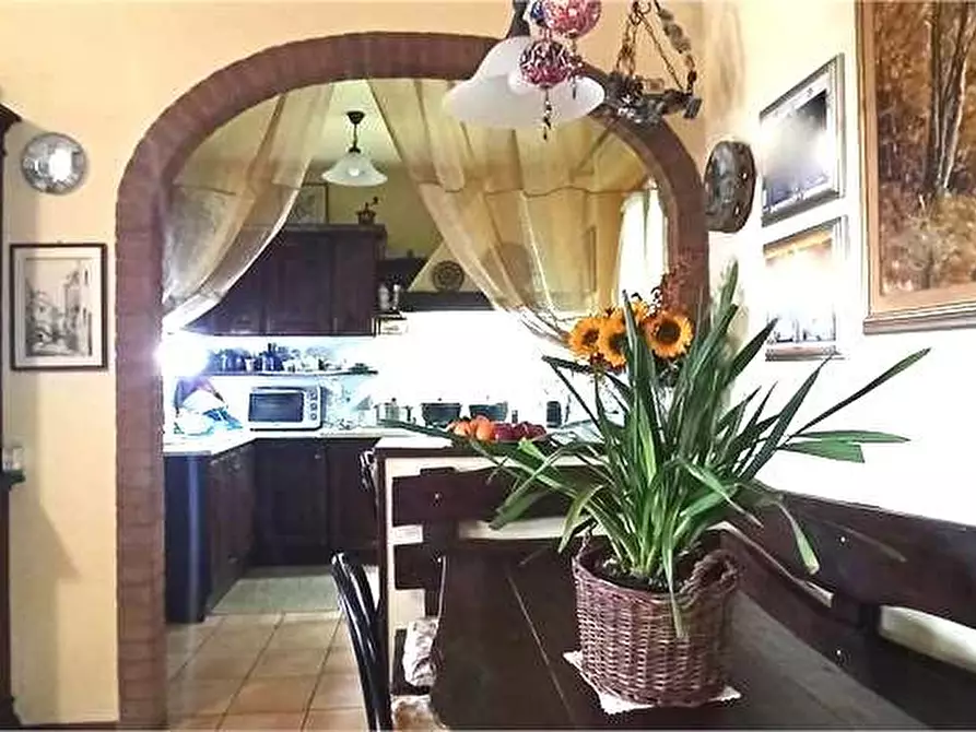 Immagine 14 di Villetta a schiera in vendita  a Pistoia