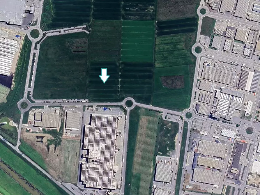 terreno edificabile in vendita a Pontedera