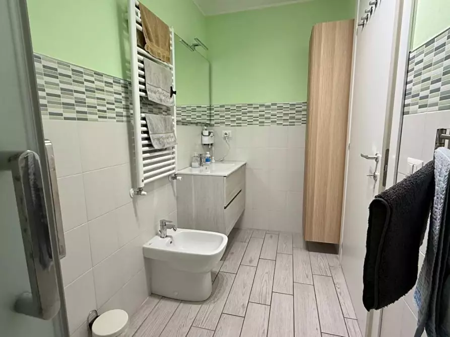 Immagine 27 di Appartamento in vendita  a Viareggio