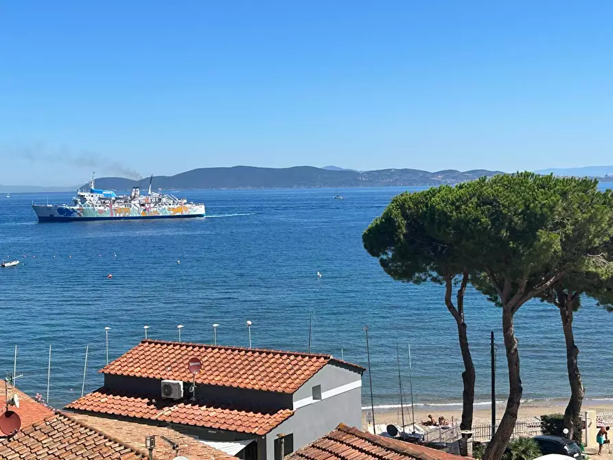 Immagine 1 di Appartamento in vendita  a Rio Marina