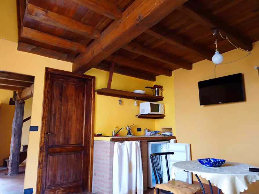 Immagine 25 di Casa colonica in vendita  a Fivizzano