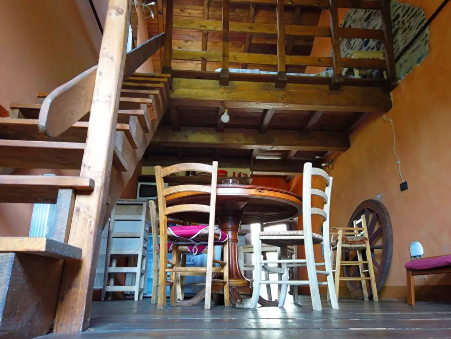 Immagine 30 di Casa colonica in vendita  a Fivizzano