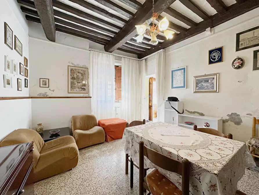 Immagine 2 di Terratetto in vendita  a Lucca