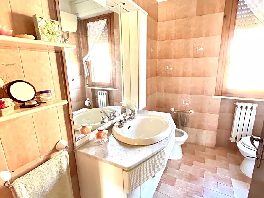 Immagine 12 di Appartamento in vendita  a Ponsacco