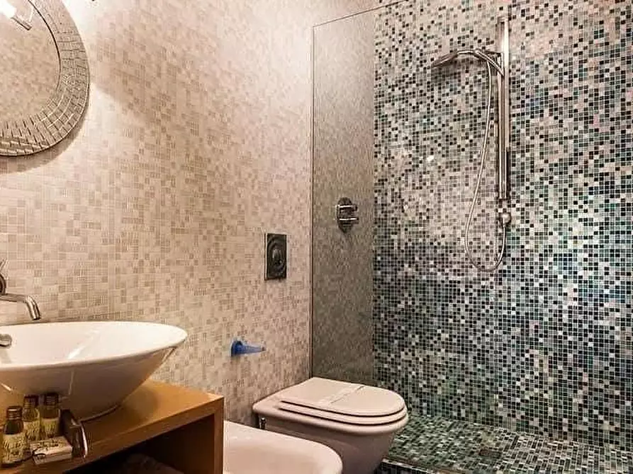 Immagine 9 di Rustico / casale in vendita  a San Giuliano Terme