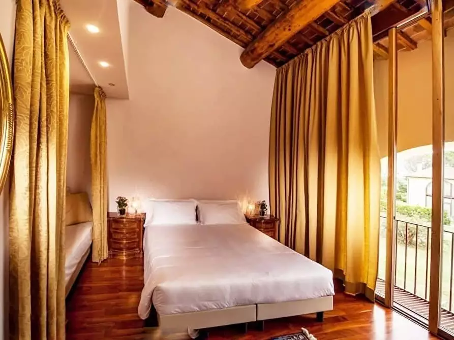 Immagine 8 di Rustico / casale in vendita  a San Giuliano Terme