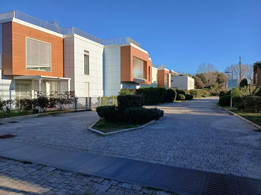 Immagine 47 di Appartamento in vendita  a Pisa