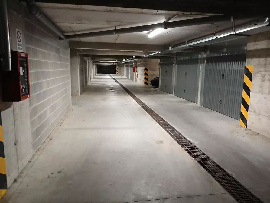 Immagine 50 di Appartamento in vendita  a Pisa