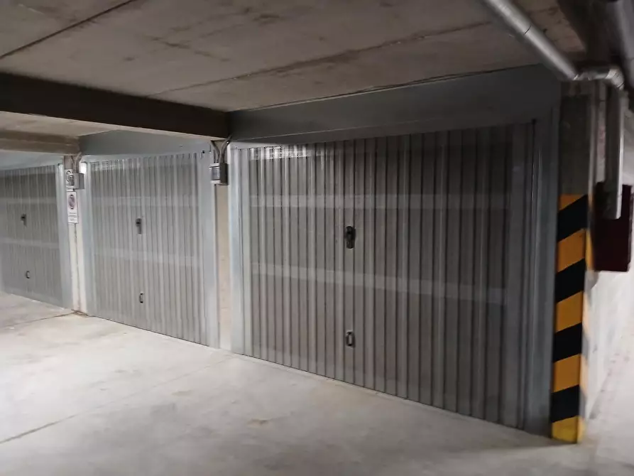 Immagine 49 di Appartamento in vendita  a Pisa