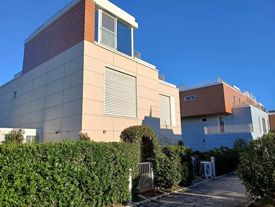 Immagine 45 di Appartamento in vendita  a Pisa