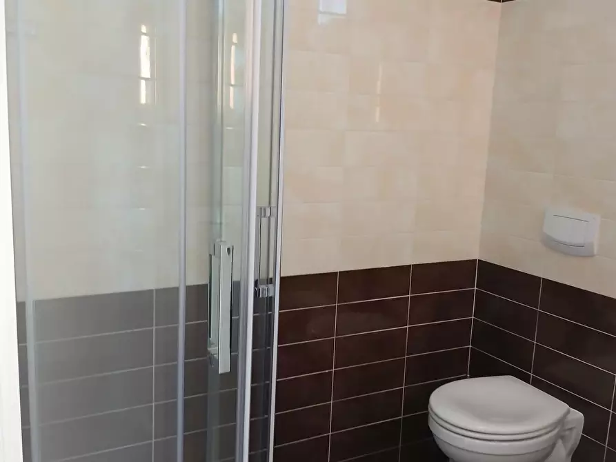 Immagine 9 di Appartamento in vendita  a Pisa