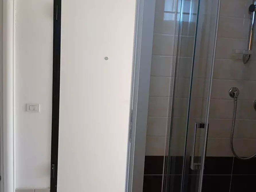 Immagine 13 di Appartamento in vendita  a Pisa