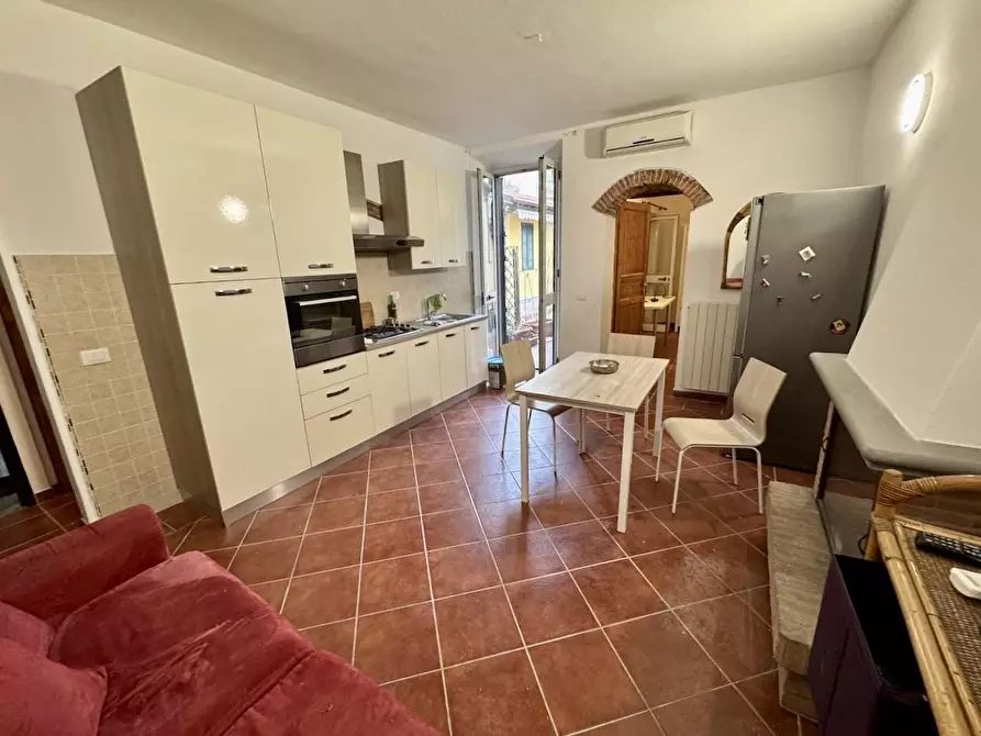 Immagine 4 di Appartamento in vendita  a Pisa