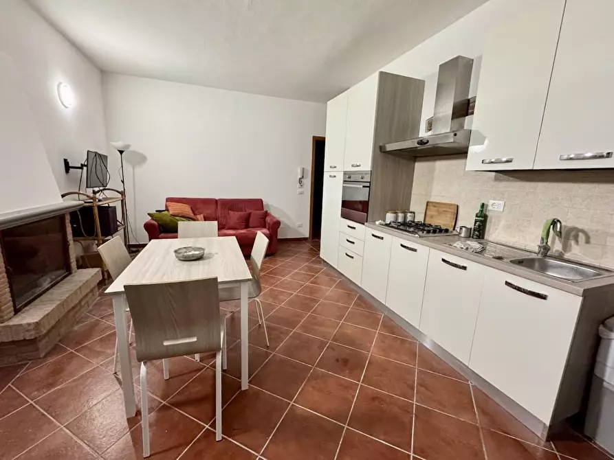 Immagine 13 di Appartamento in vendita  a Pisa