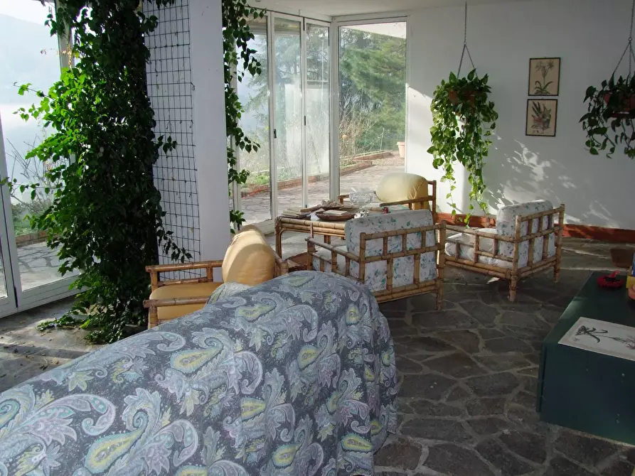 Immagine 28 di Villa in vendita  a Dicomano