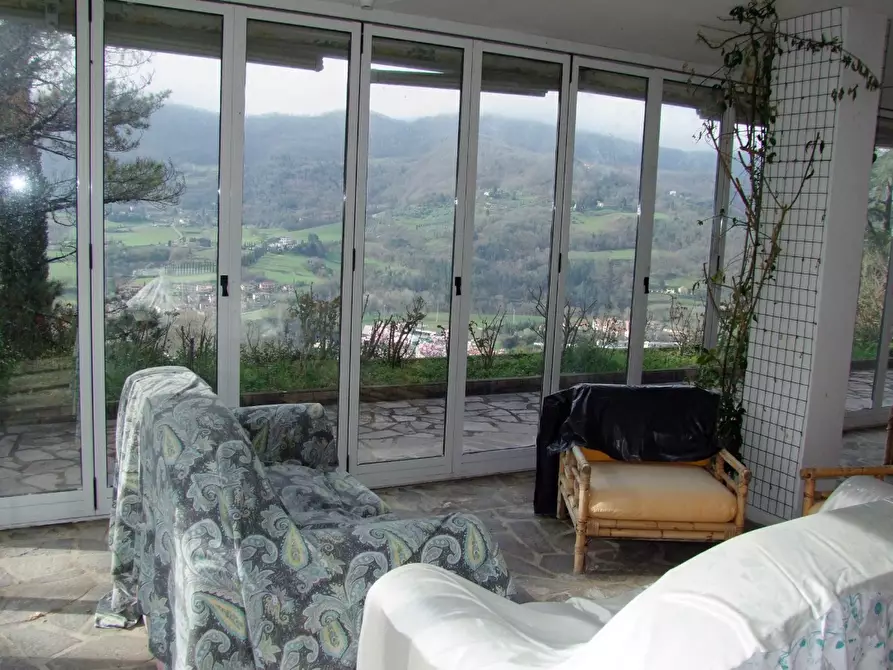 Immagine 27 di Villa in vendita  a Dicomano