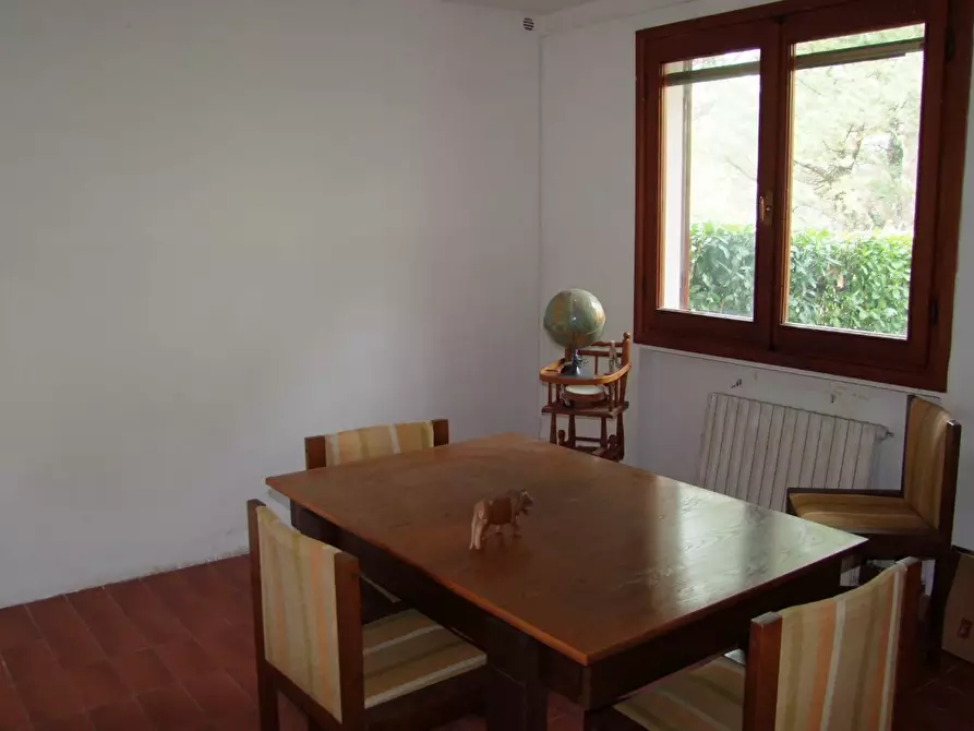 Immagine 39 di Villa in vendita  a Dicomano