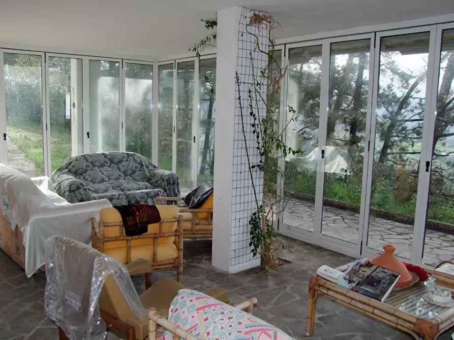 Immagine 32 di Villa in vendita  a Dicomano