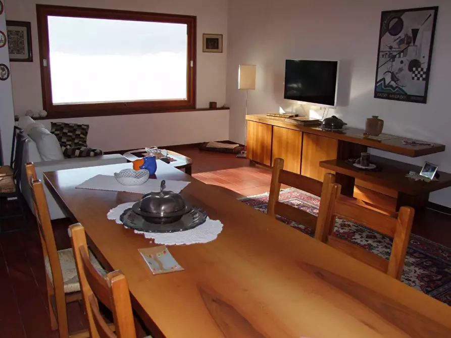 Immagine 17 di Villa in vendita  a Dicomano