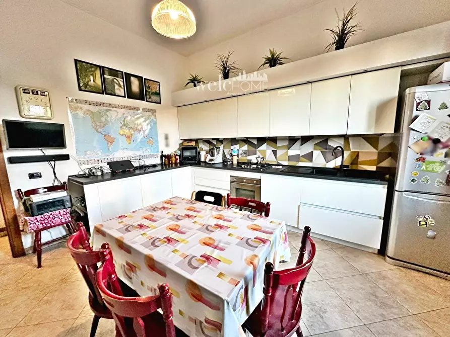 Immagine 5 di Terratetto in vendita  a Campi Bisenzio