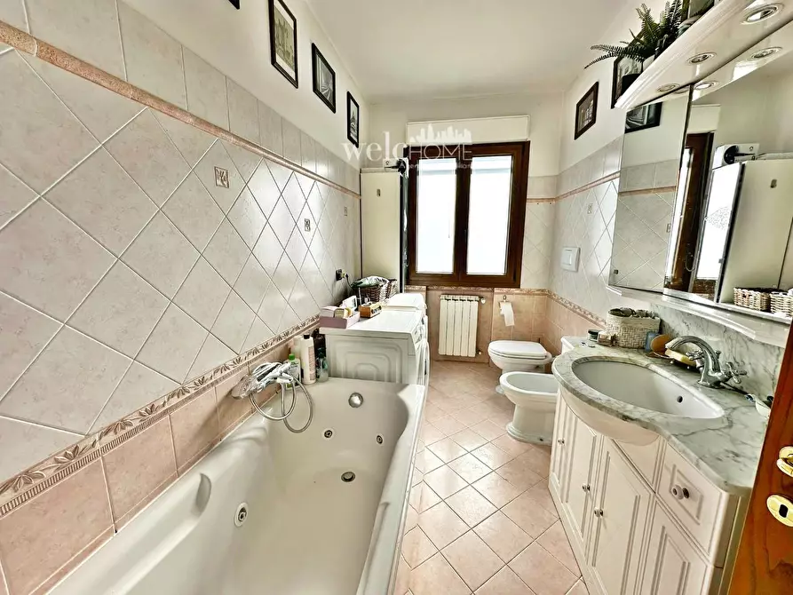 Immagine 16 di Terratetto in vendita  a Campi Bisenzio