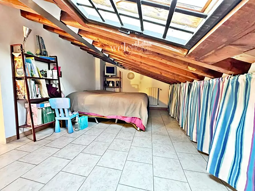 Immagine 15 di Terratetto in vendita  a Campi Bisenzio