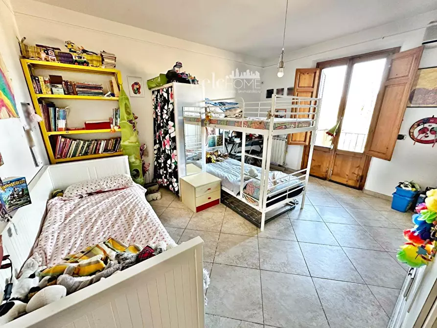 Immagine 29 di Terratetto in vendita  a Campi Bisenzio