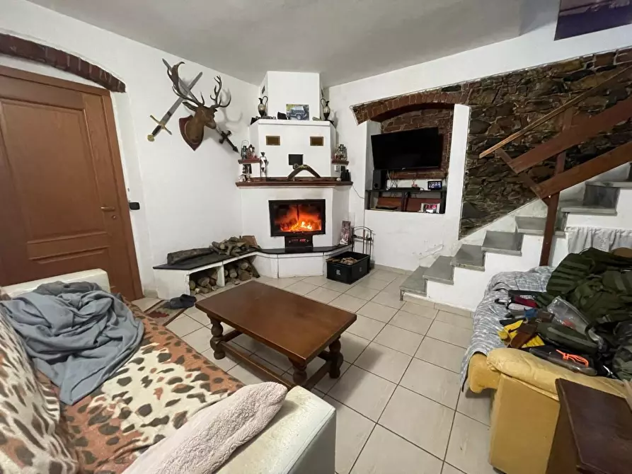 Immagine 23 di Casa bifamiliare in vendita  a Ortonovo