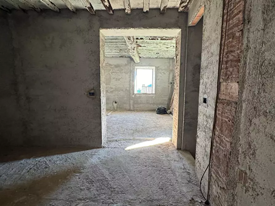 Immagine 29 di Porzione di casa in vendita  a Capannori