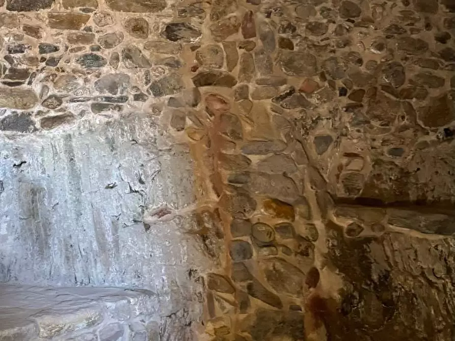 Immagine 14 di Porzione di casa in vendita  a Capannori
