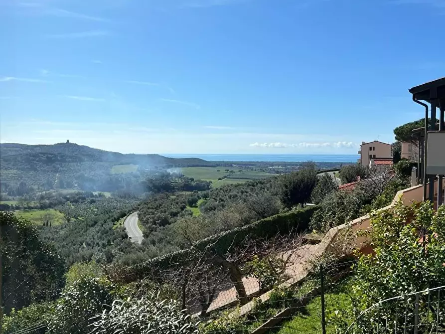 Immagine 23 di Casa bifamiliare in vendita  a Castagneto Carducci