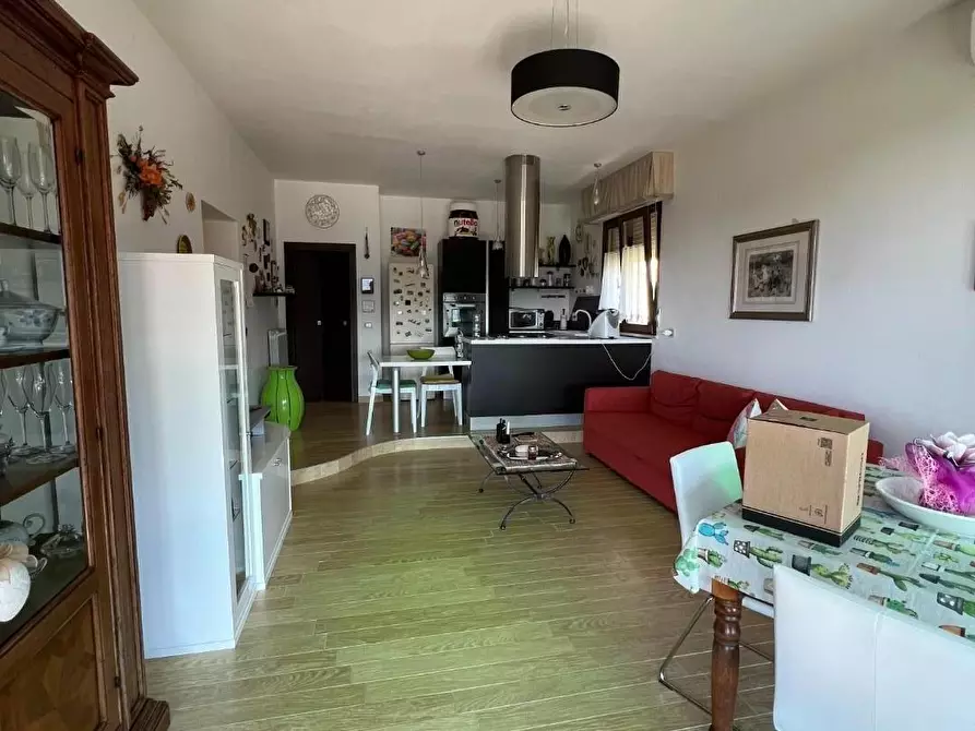 Immagine 8 di Casa bifamiliare in vendita  a Castagneto Carducci