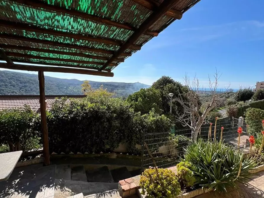 Immagine 9 di Casa bifamiliare in vendita  a Castagneto Carducci