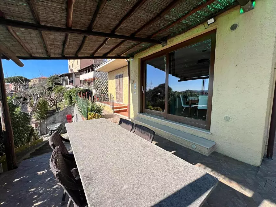Immagine 20 di Casa bifamiliare in vendita  a Castagneto Carducci